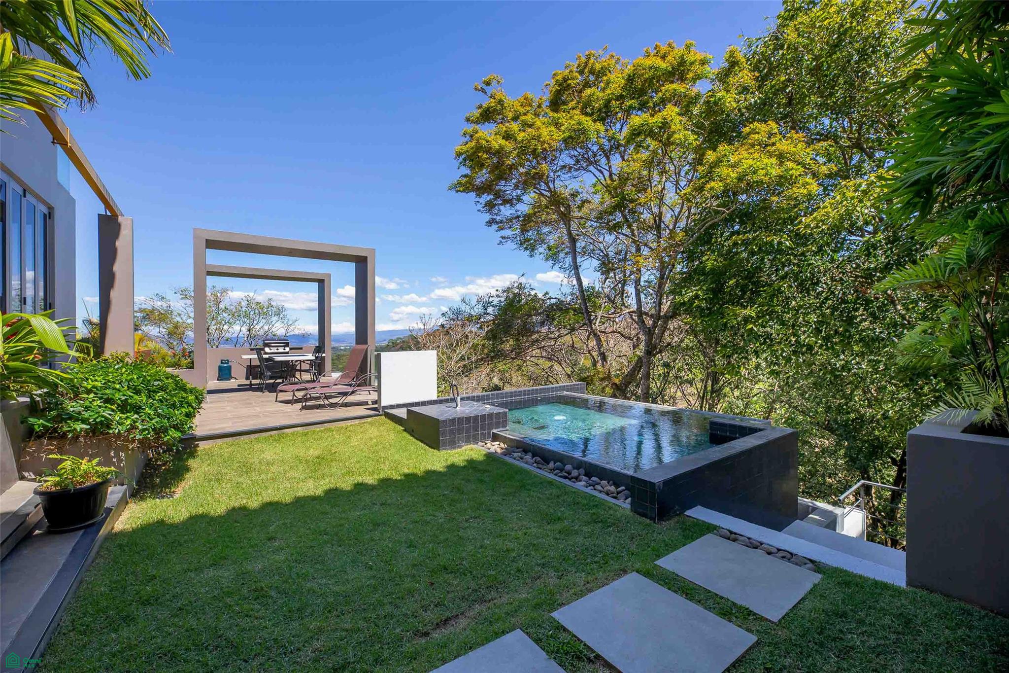 Contemporary Forest View Luxury Home