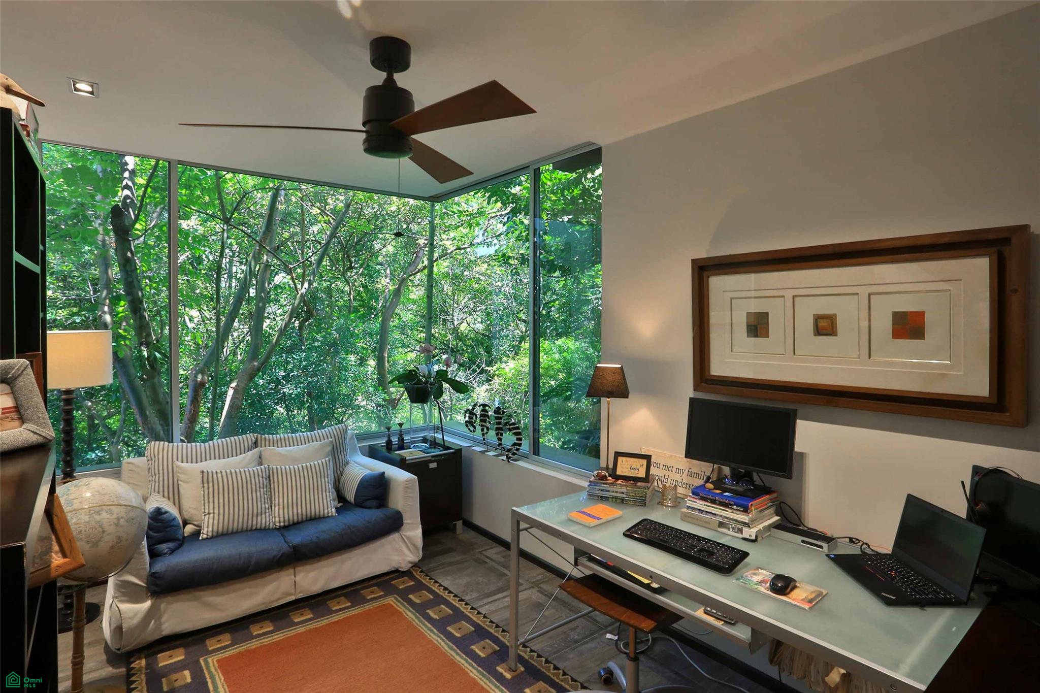 Contemporary Forest View Luxury Home