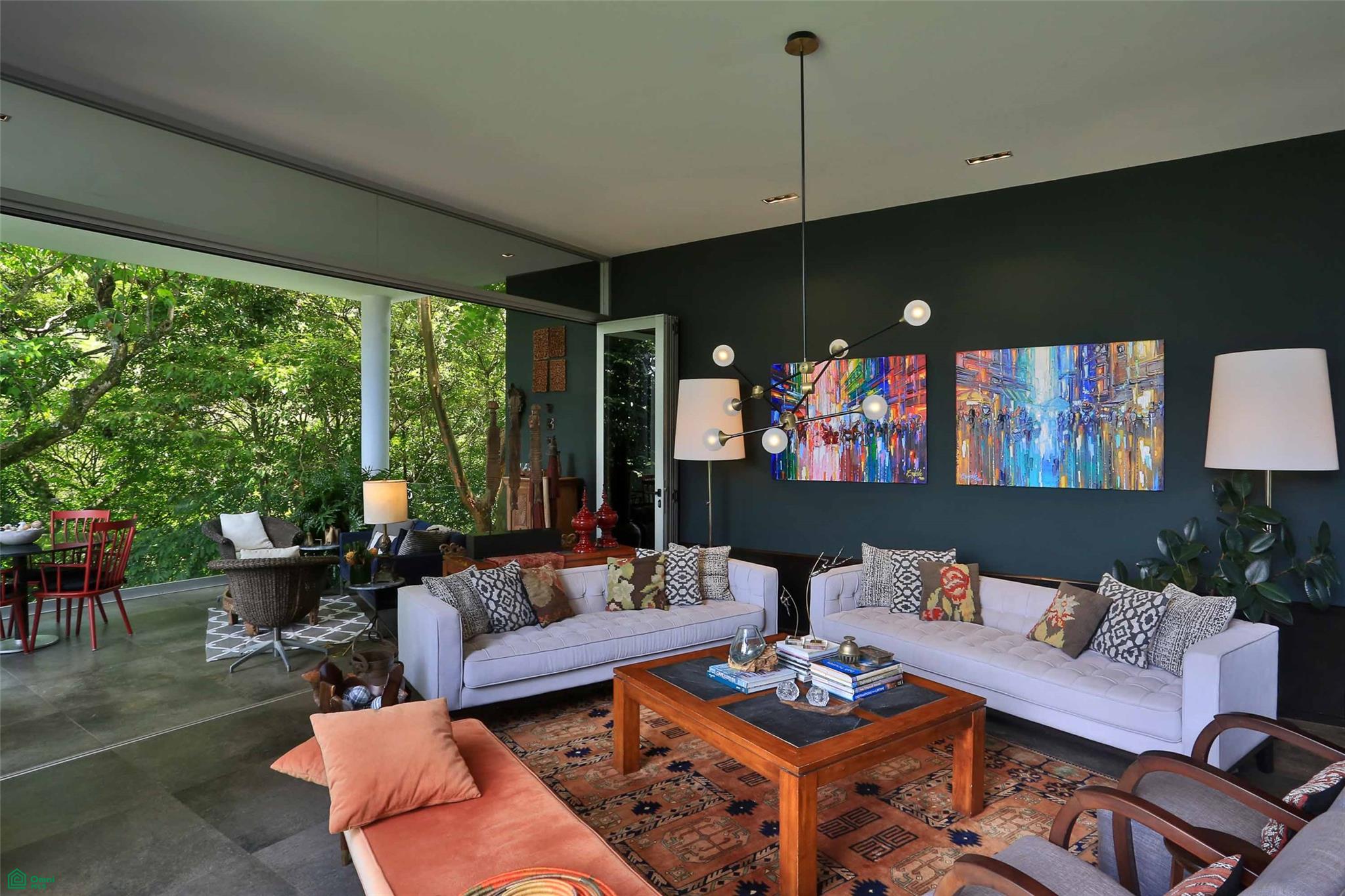 Contemporary Forest View Luxury Home