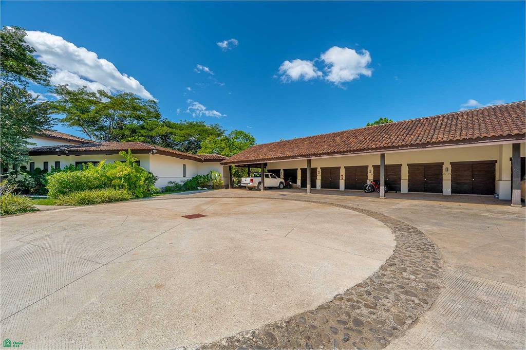 Turn Key Luxury Villas