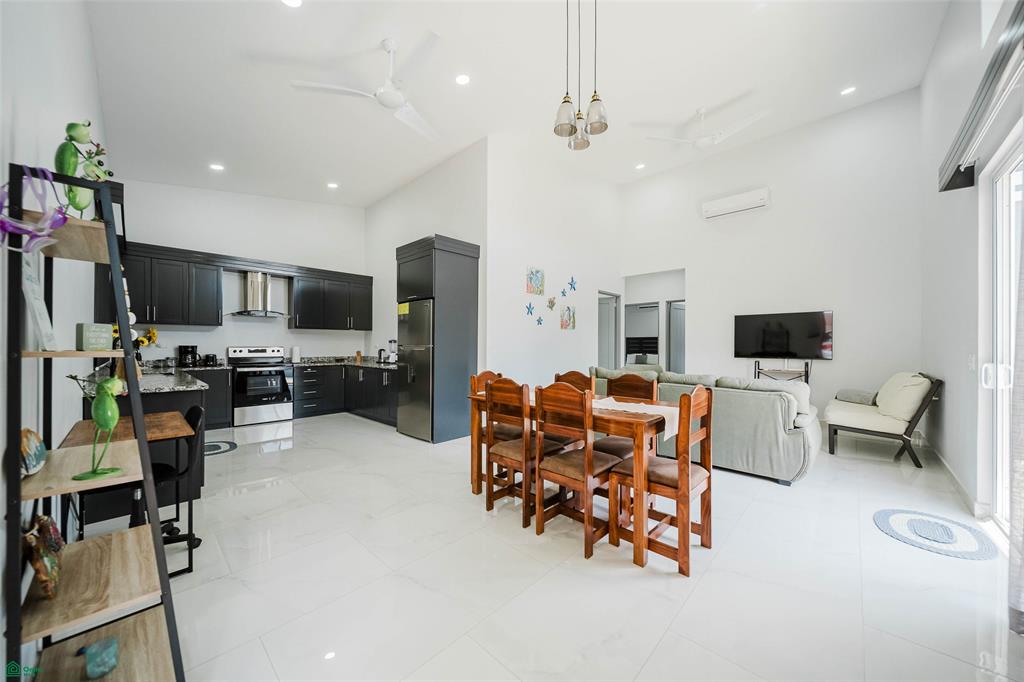 Modern Home Near Marina