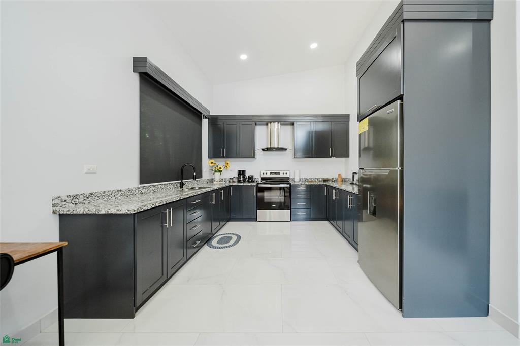 Modern Home Near Marina