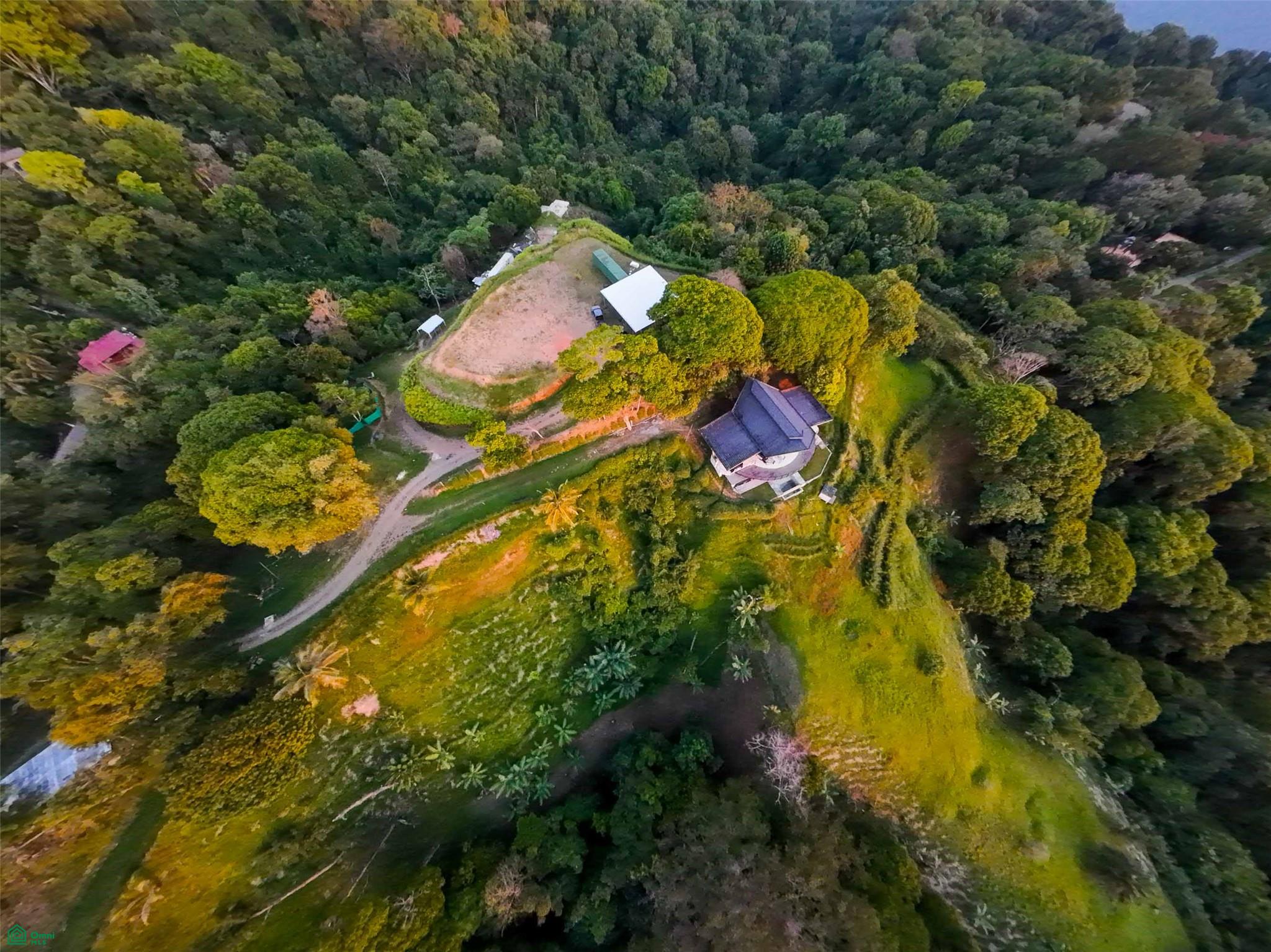 Luxury Hilltop Estate