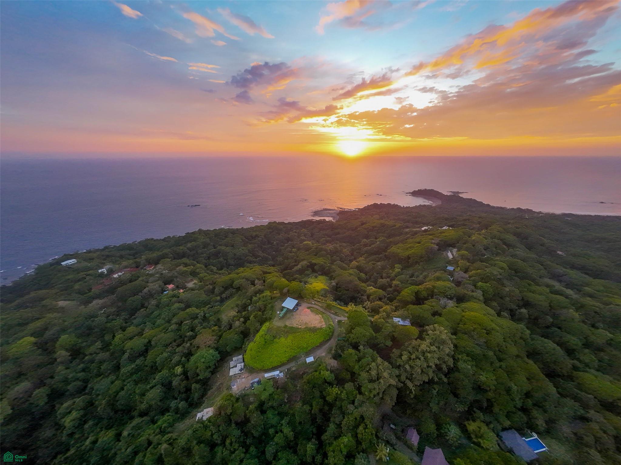 Luxury Hilltop Estate