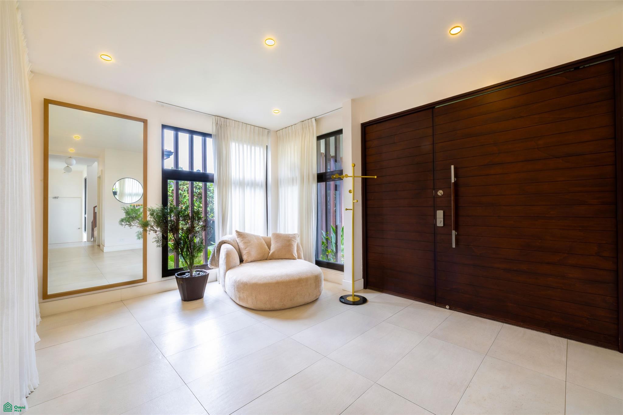 Modern Family Residence