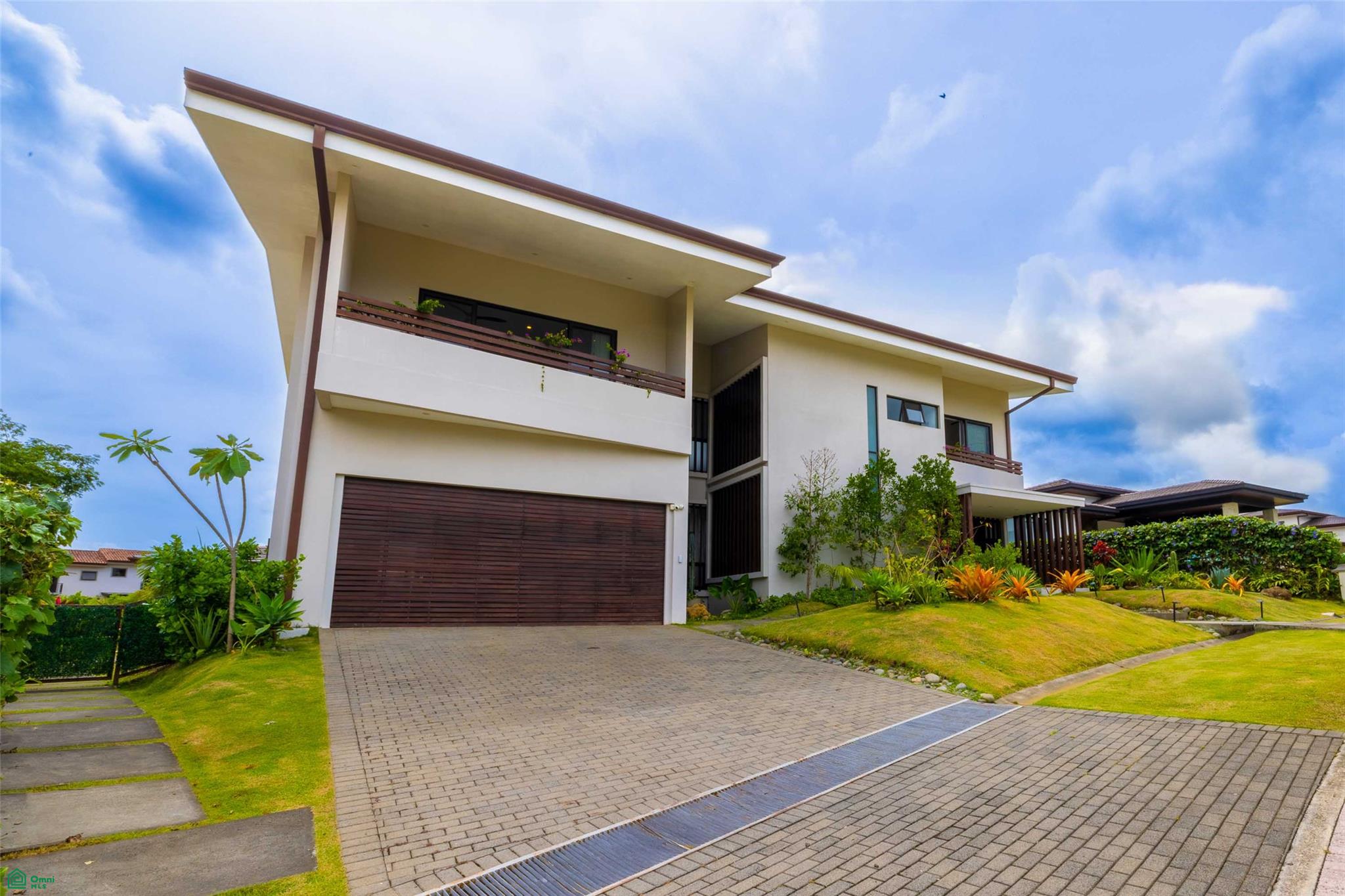 Modern Family Residence
