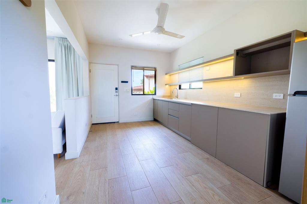 Modern Family Residence