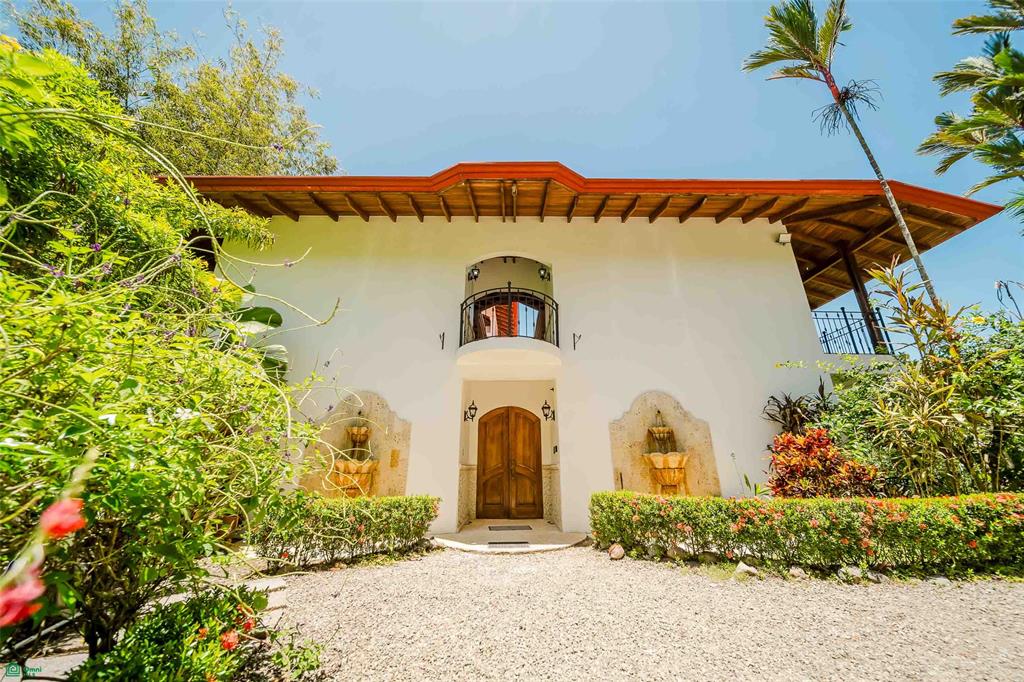 Luxury Boutique Hotel