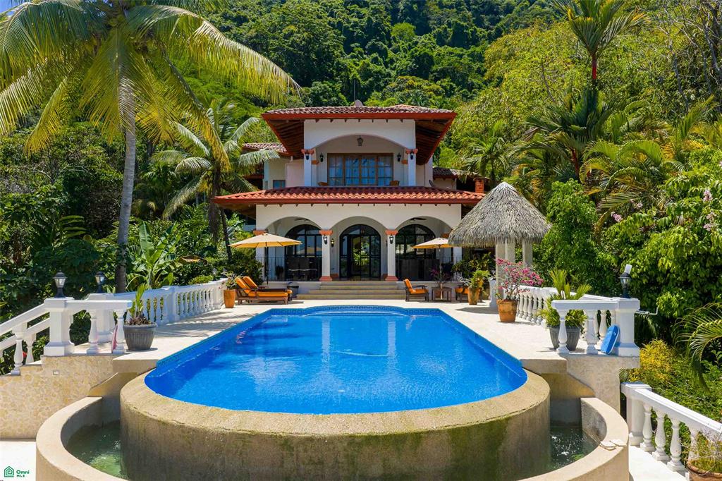 Luxury Boutique Hotel