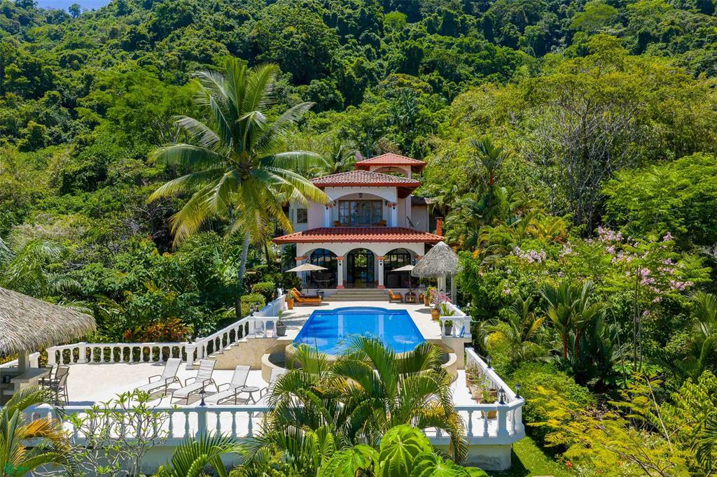 Luxury Boutique Hotel