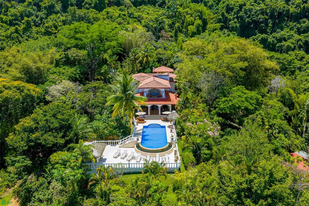 Luxury Boutique Hotel