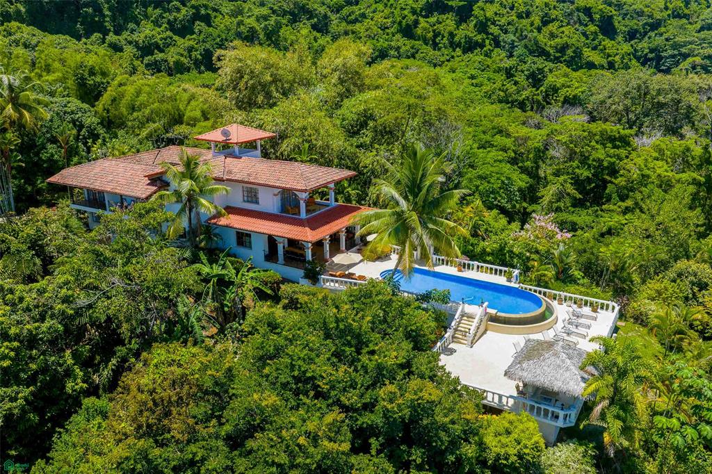 Luxury Boutique Hotel