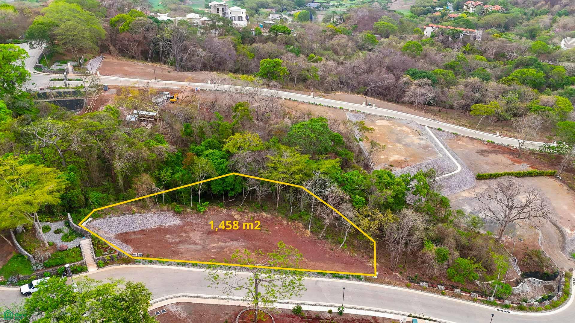 Luxury Private Lot
