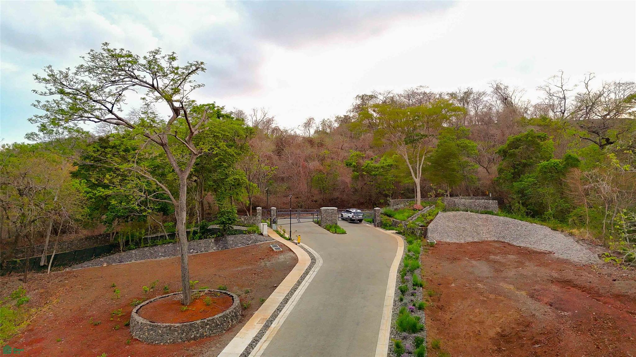 Luxury Private Lot
