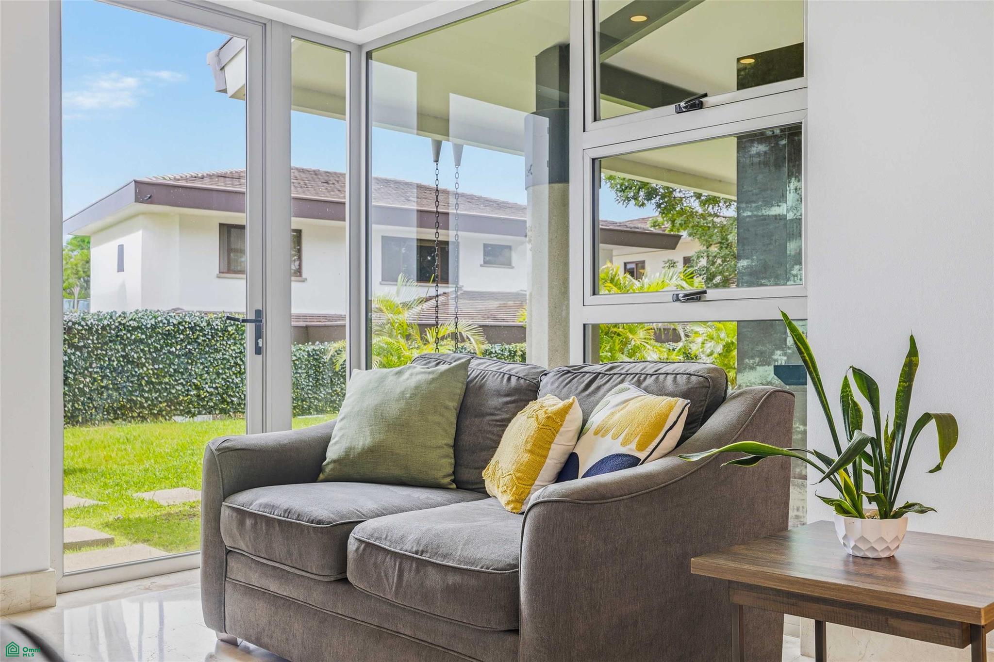 Contemporary Family Residence