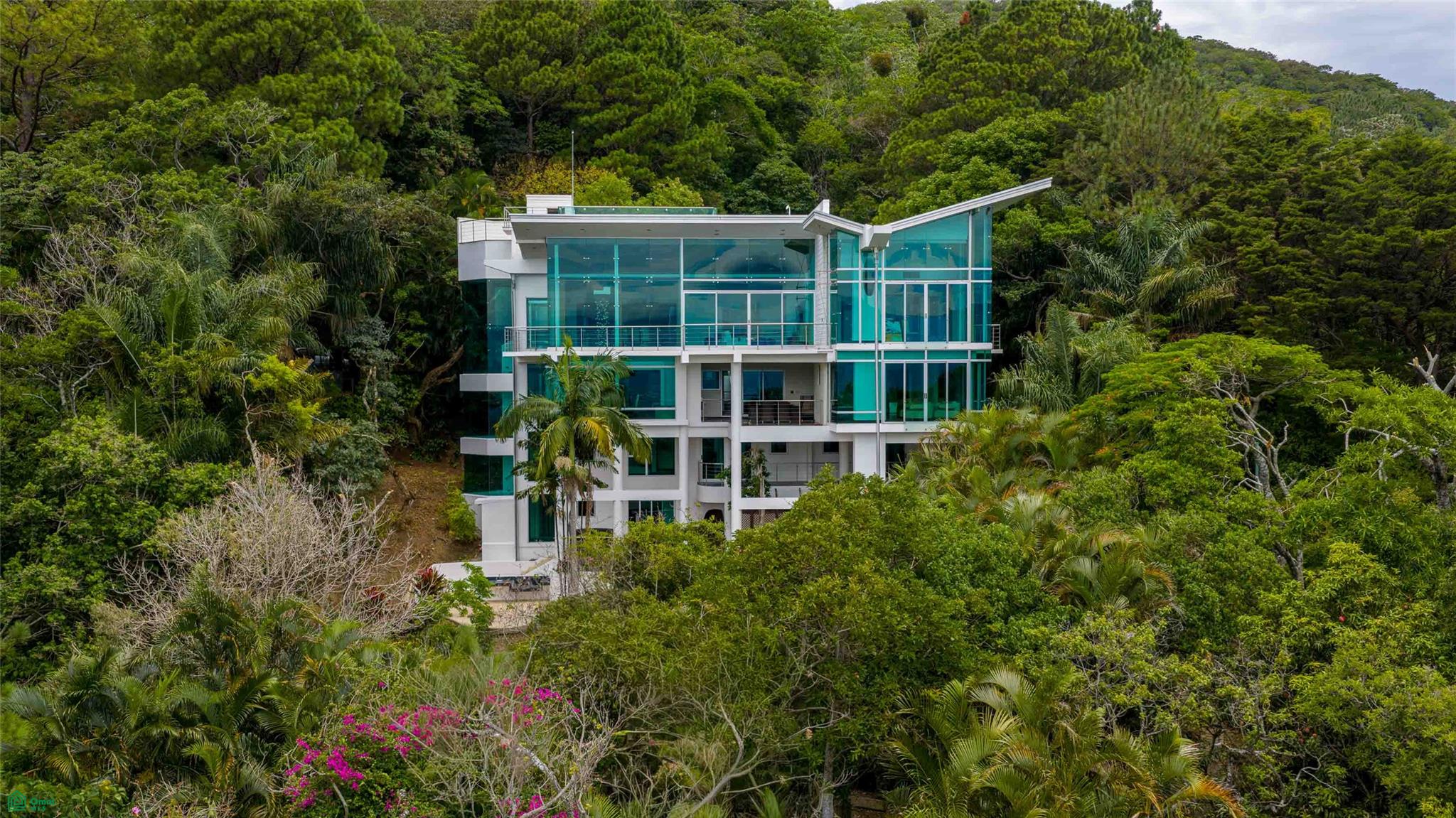 Panoramic Valley Views Retreat