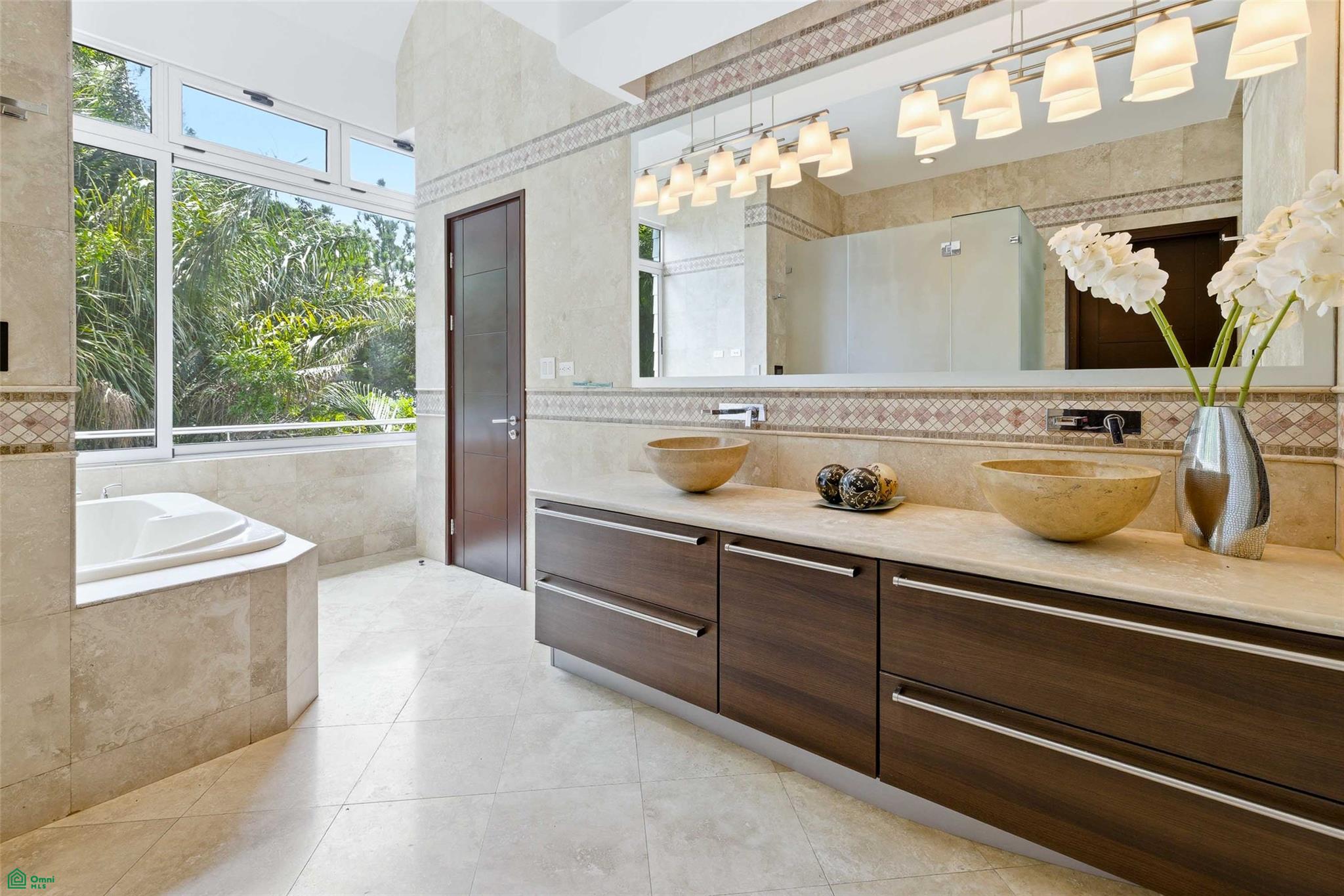 Panoramic Valley Views Retreat