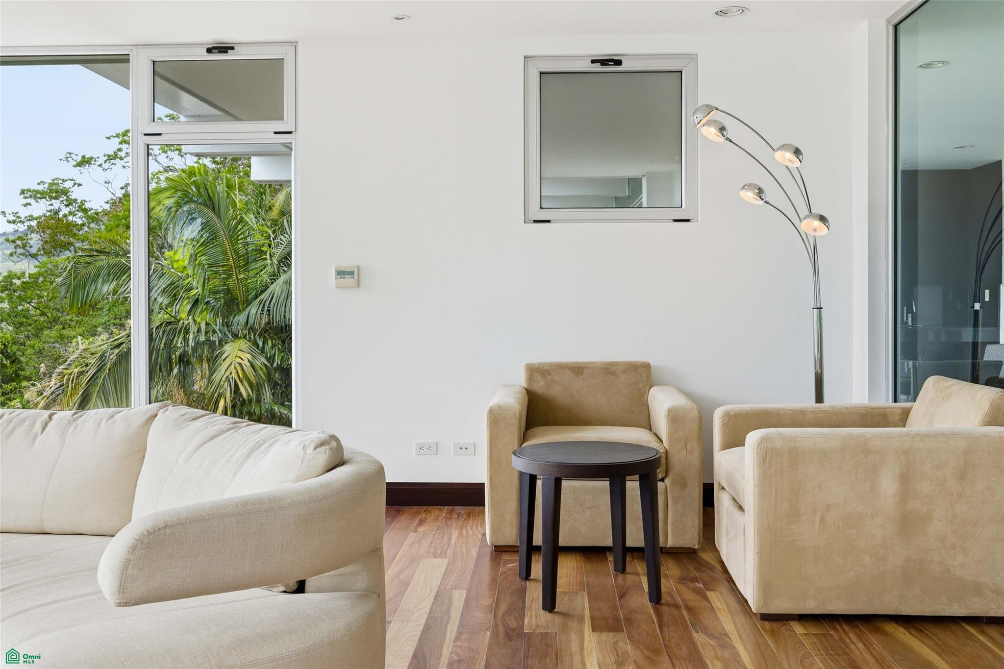 Panoramic Valley Views Retreat