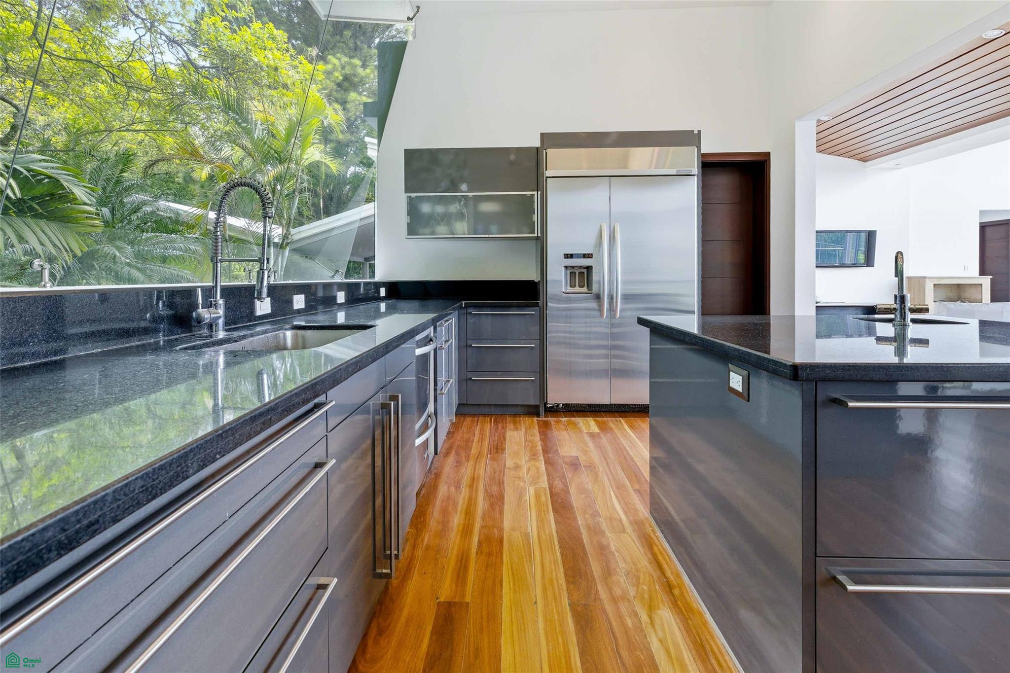 Panoramic Valley Views Retreat