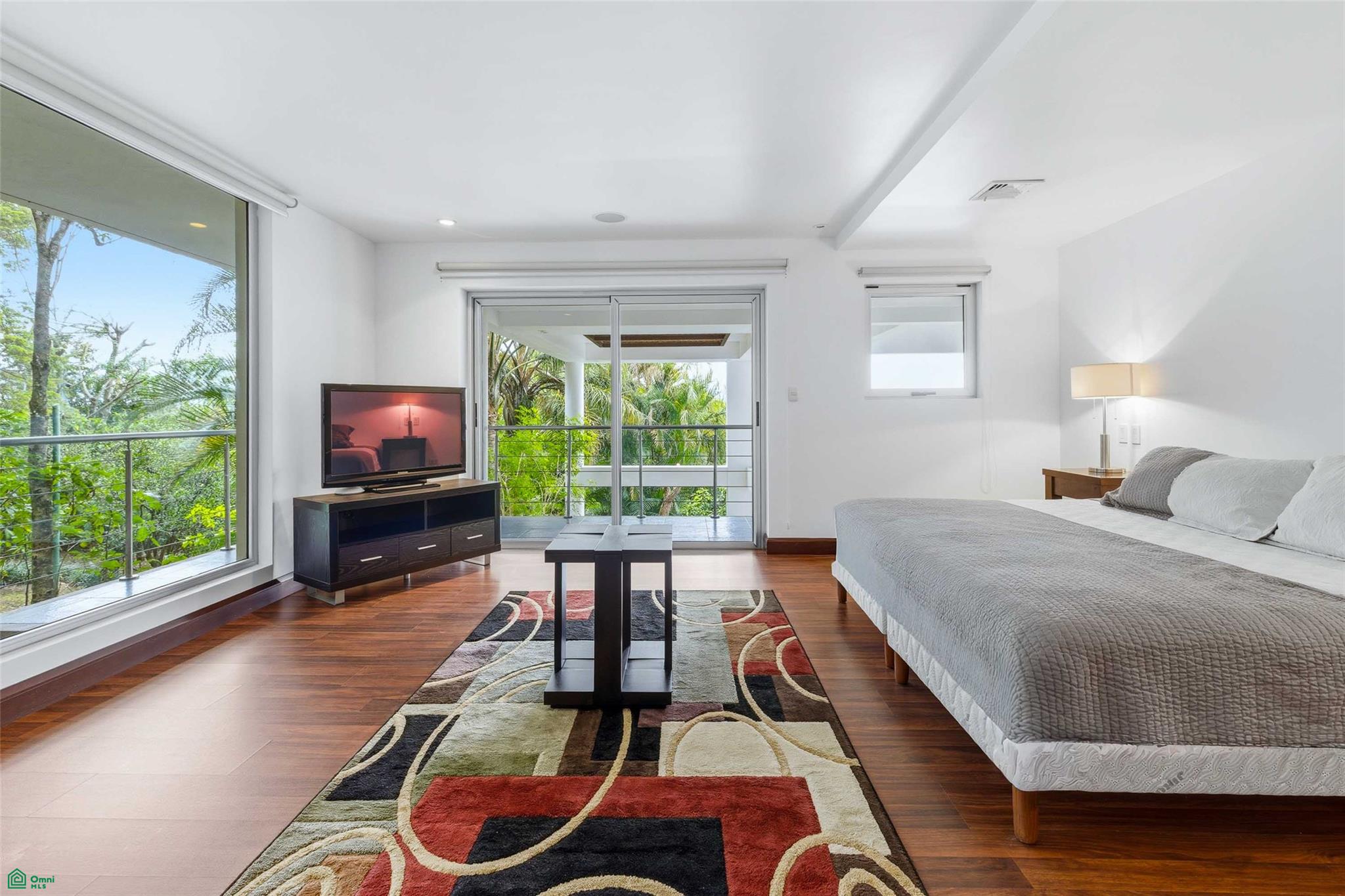 Panoramic Valley Views Retreat