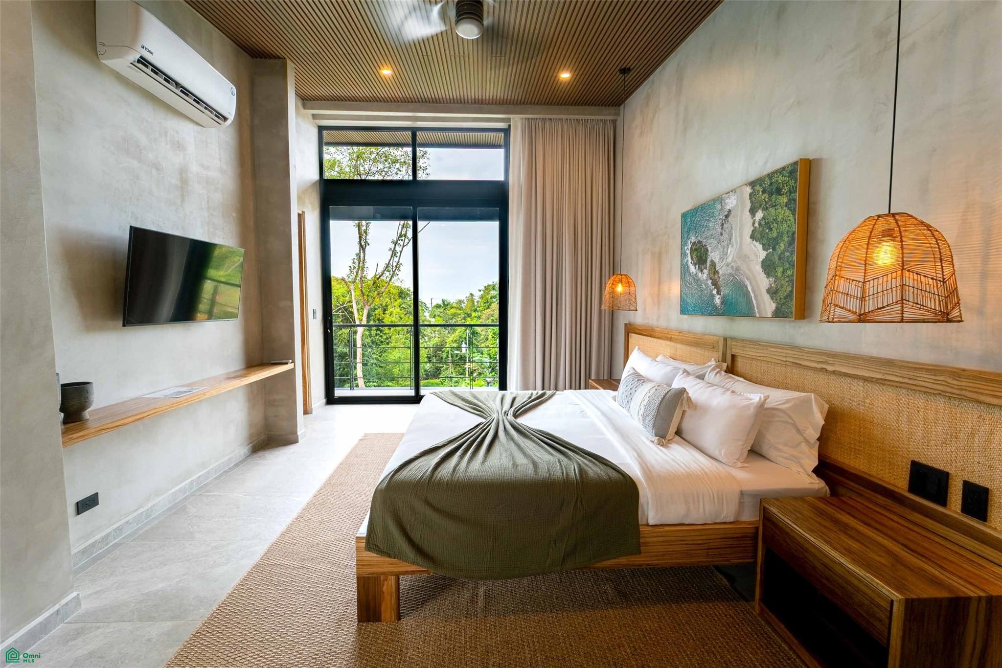 Luxury Rainforest Villa