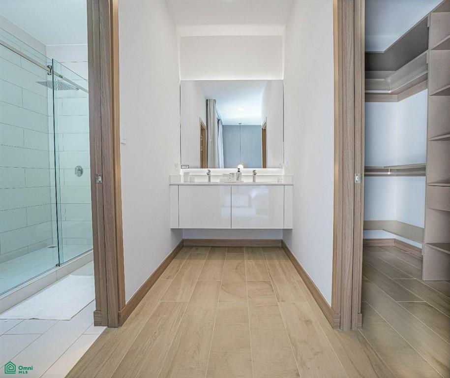 Premium Corner Residence