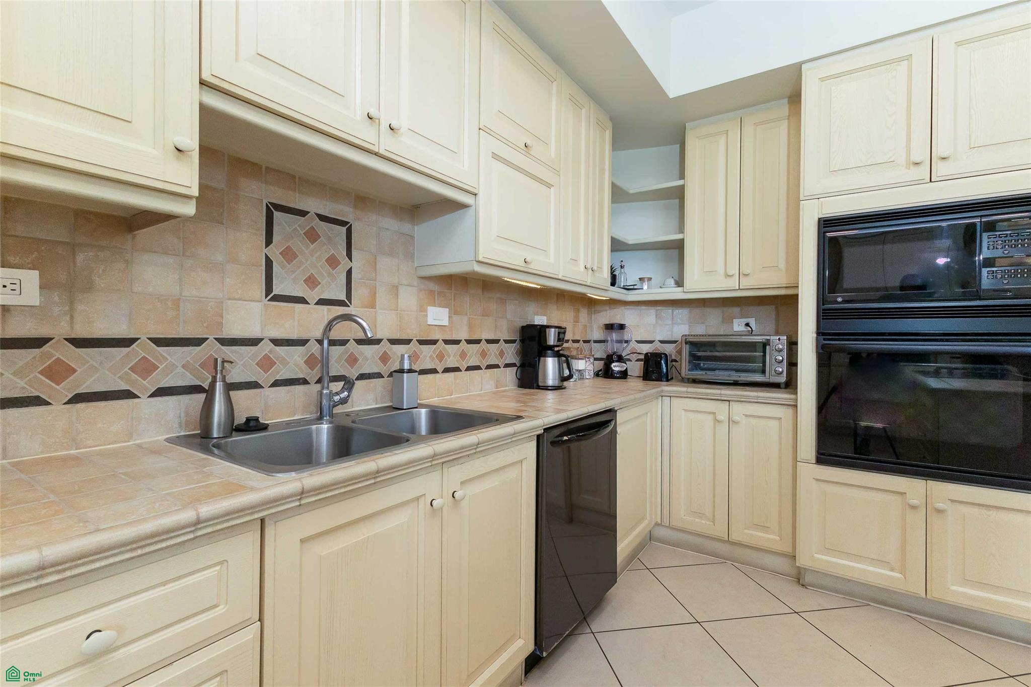 Luxury Marina Resort Condo