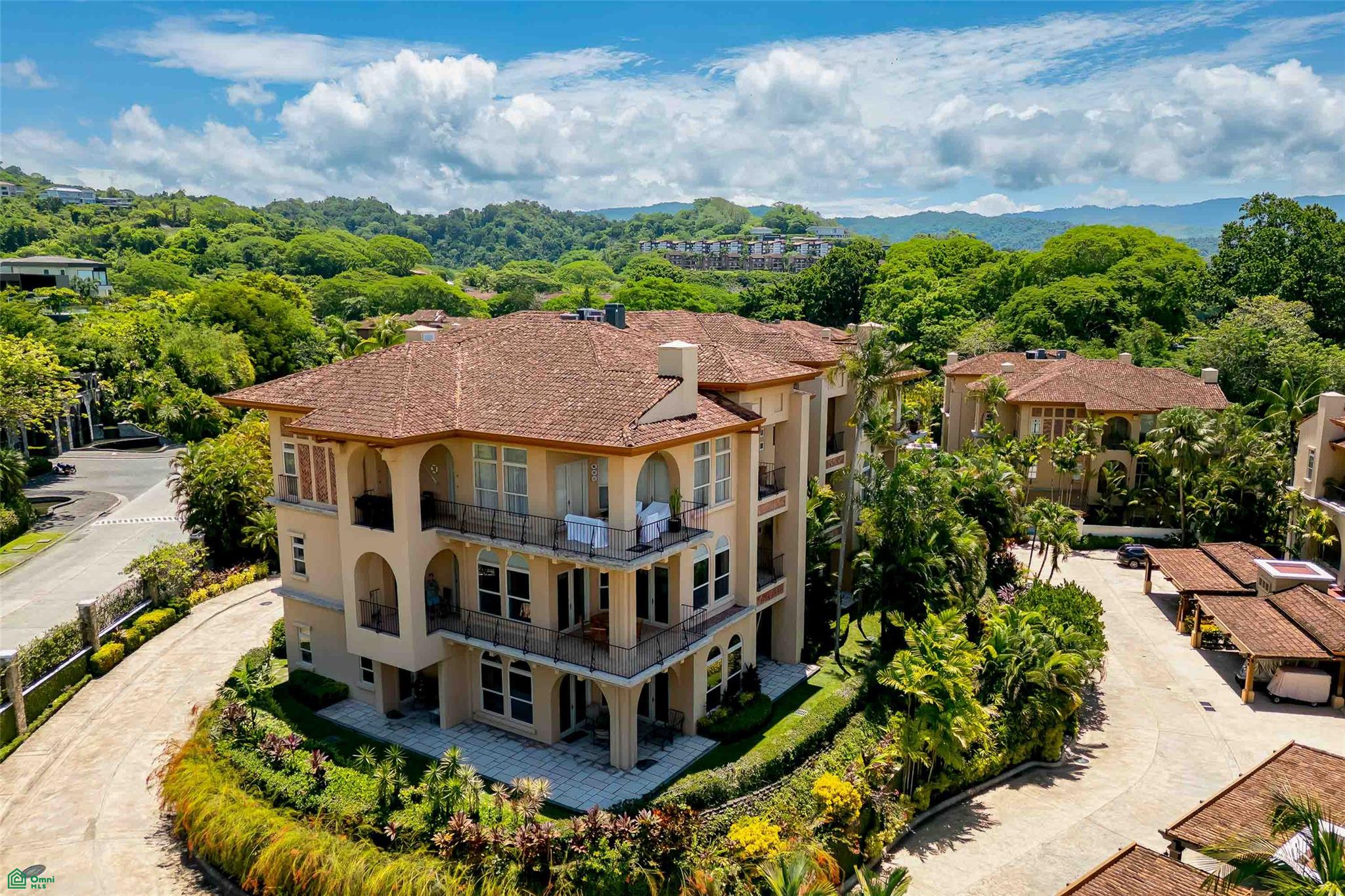 Luxury Marina Resort Condo