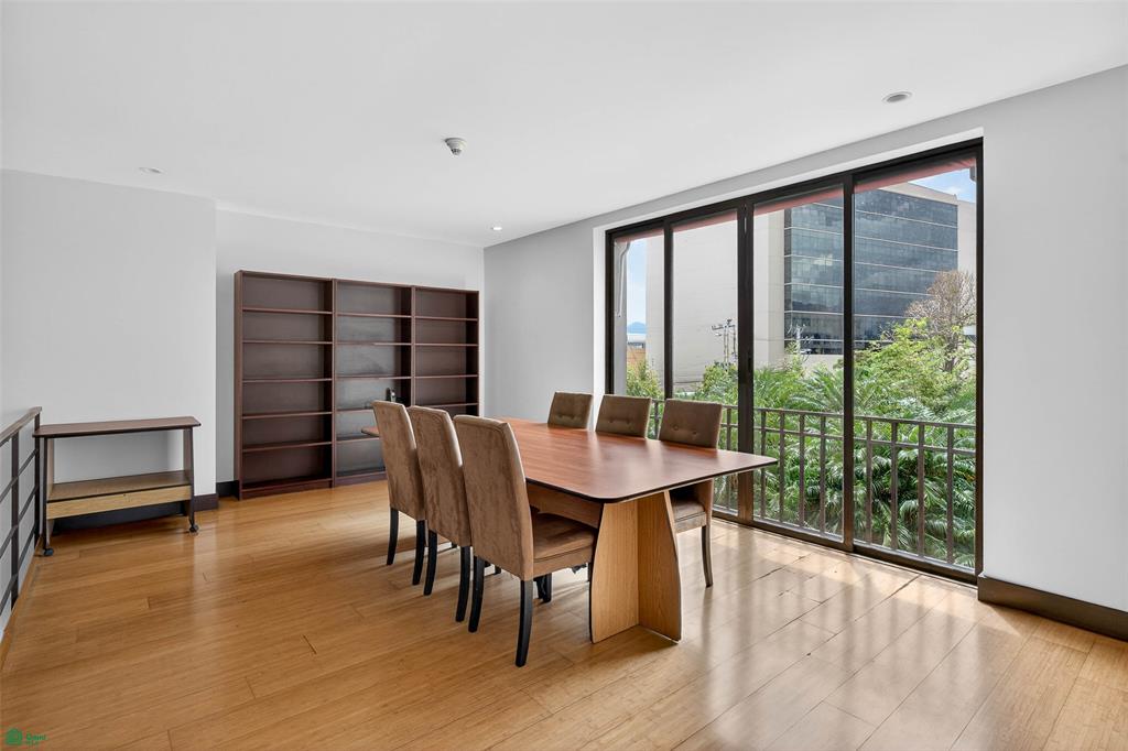 Ground Floor Luxury Condo