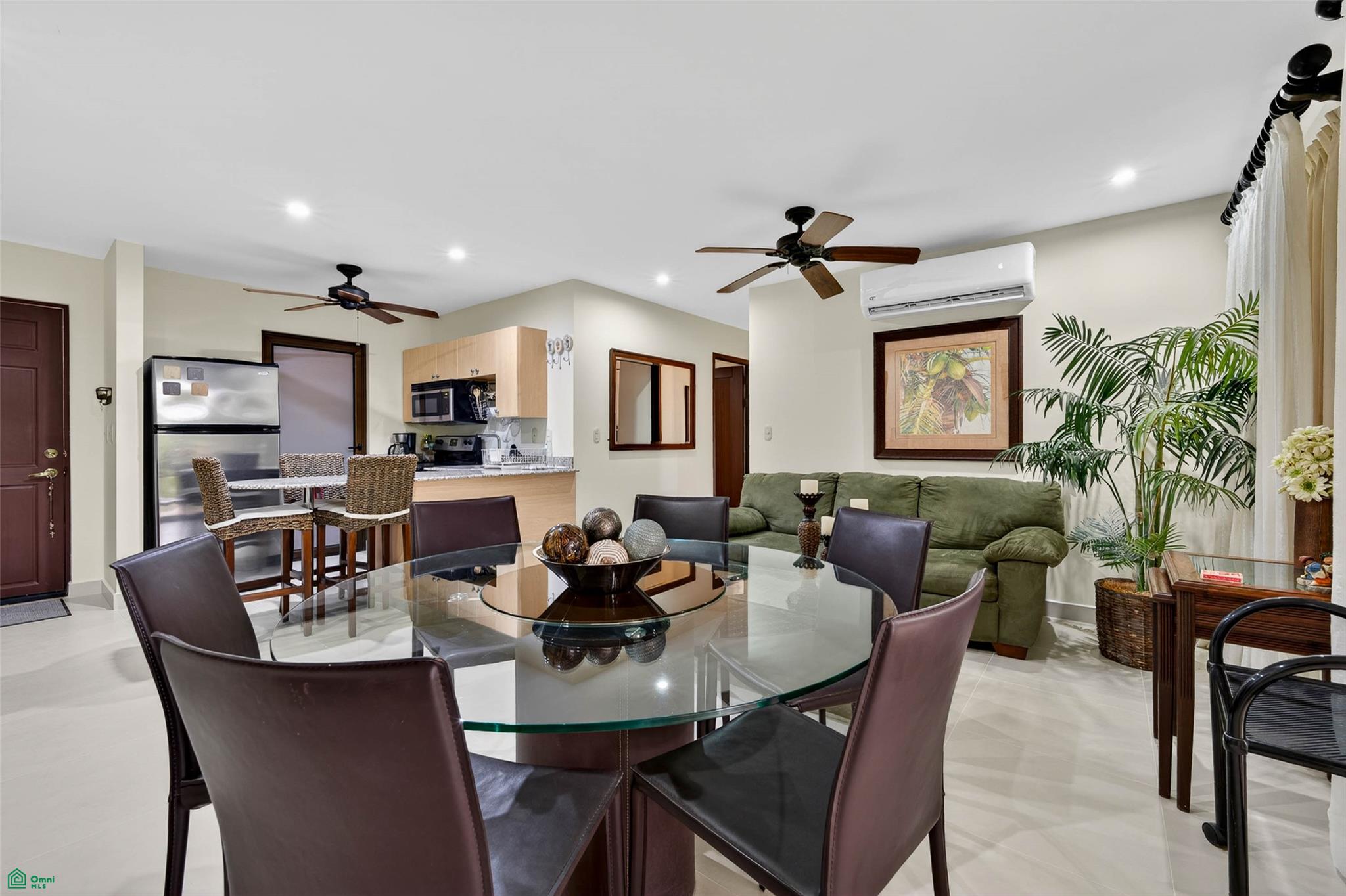 Luxury Three Bedroom Condo