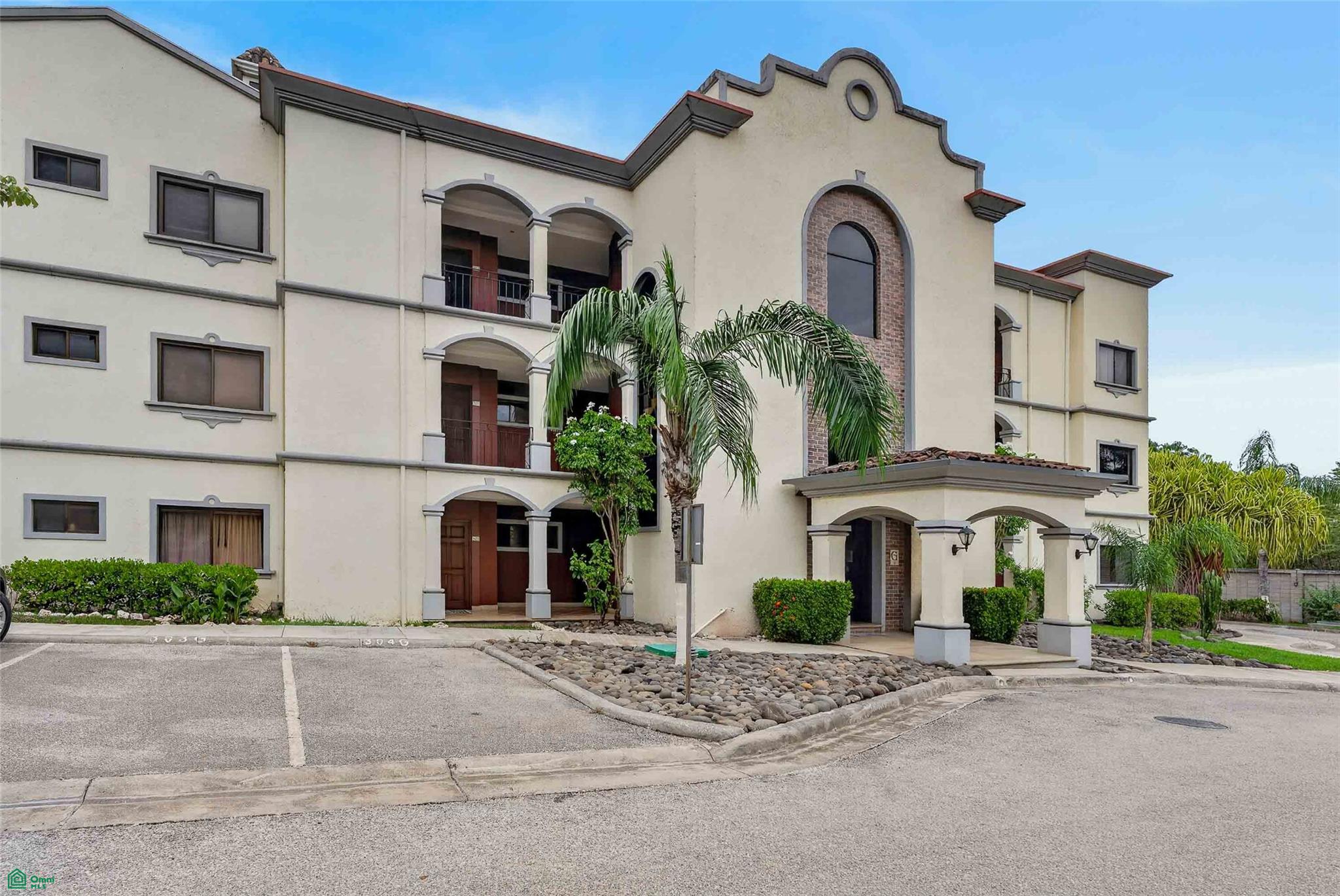 Luxury Three Bedroom Condo