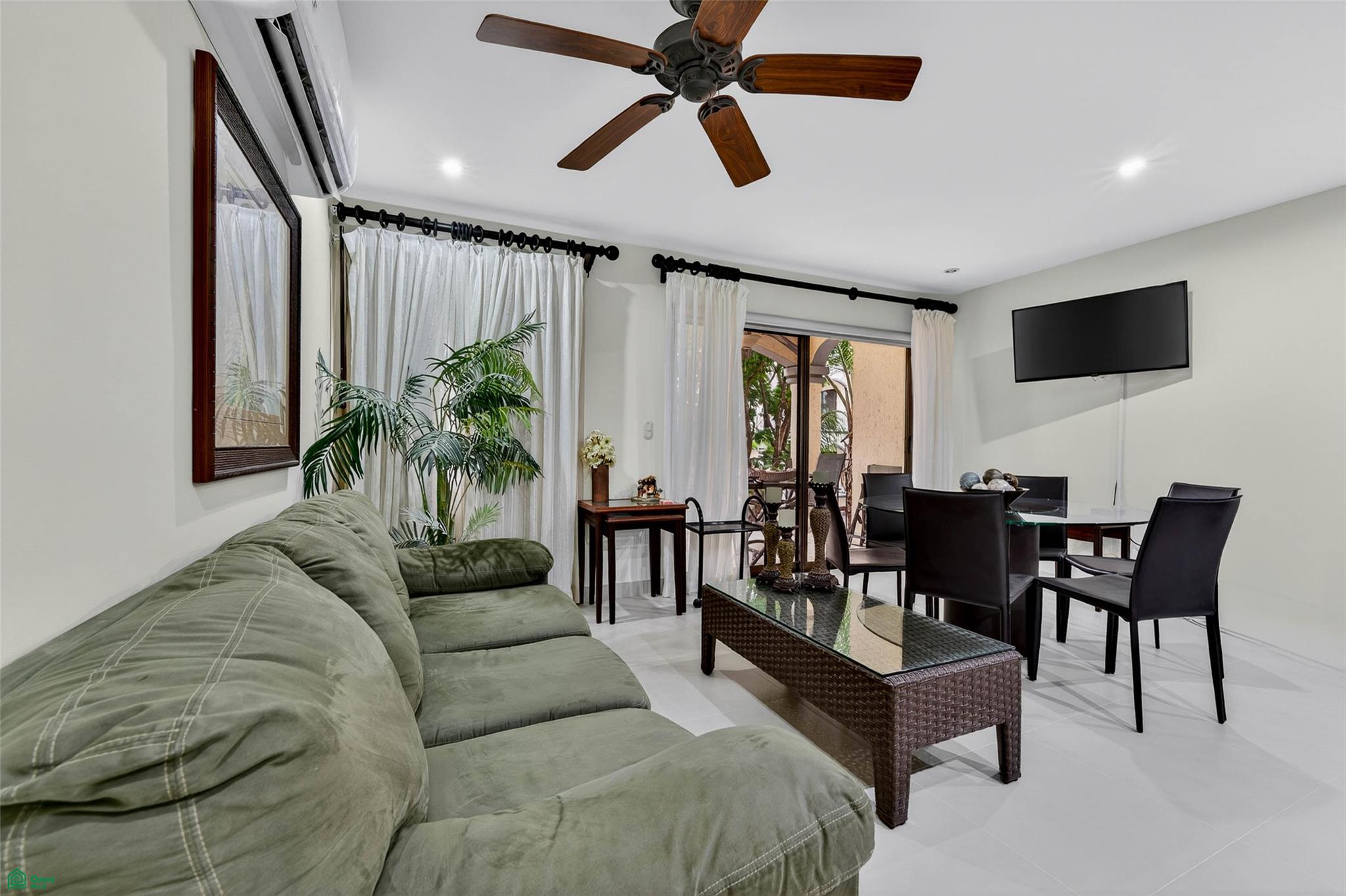 Luxury Three Bedroom Condo