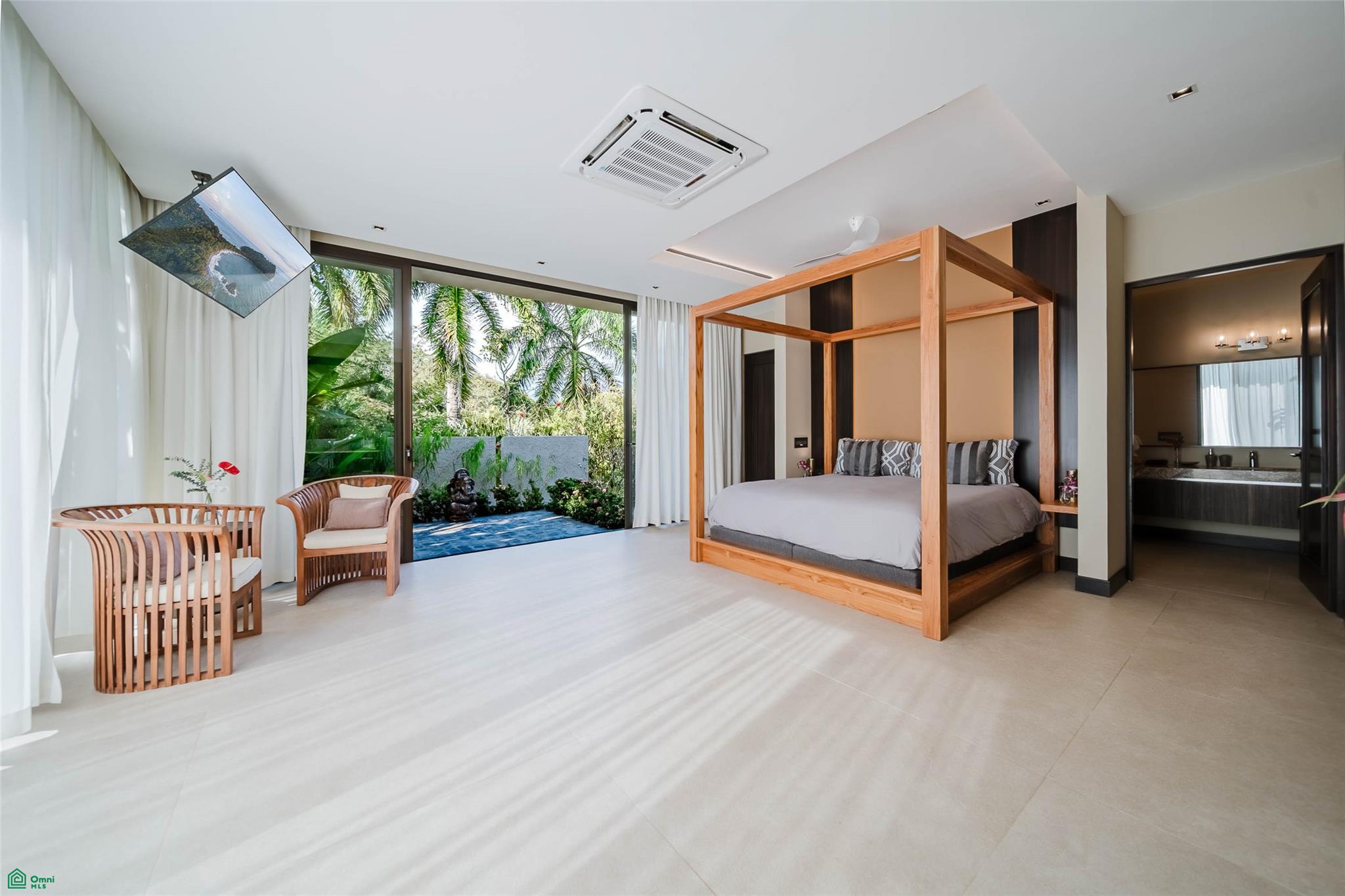 Luxury Villa in Gated Community
