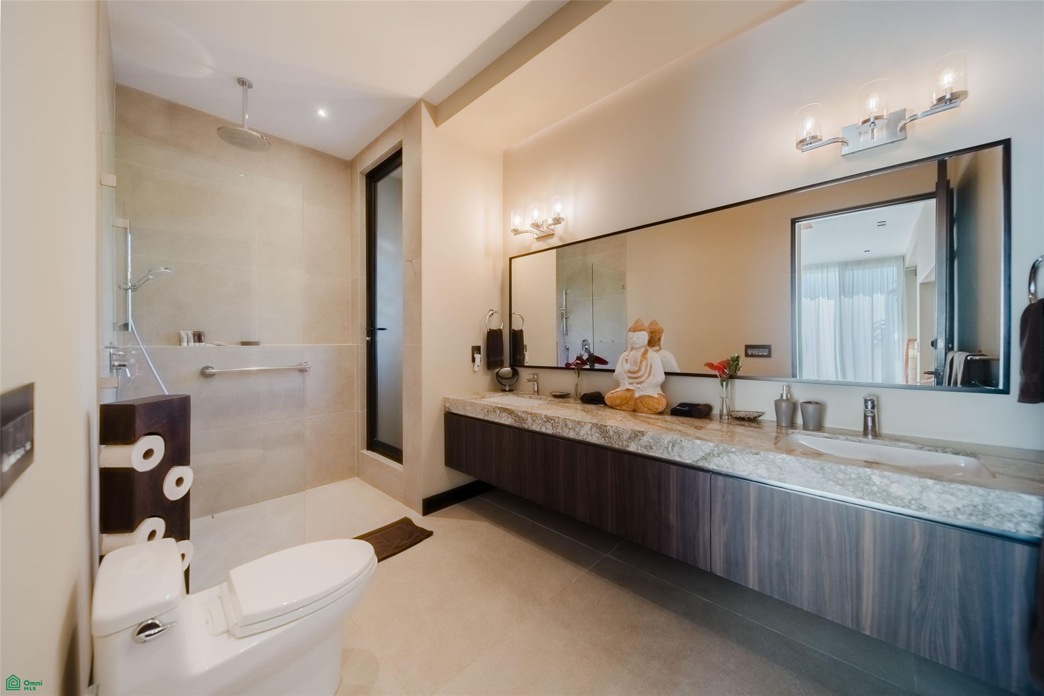 Luxury Villa in Gated Community