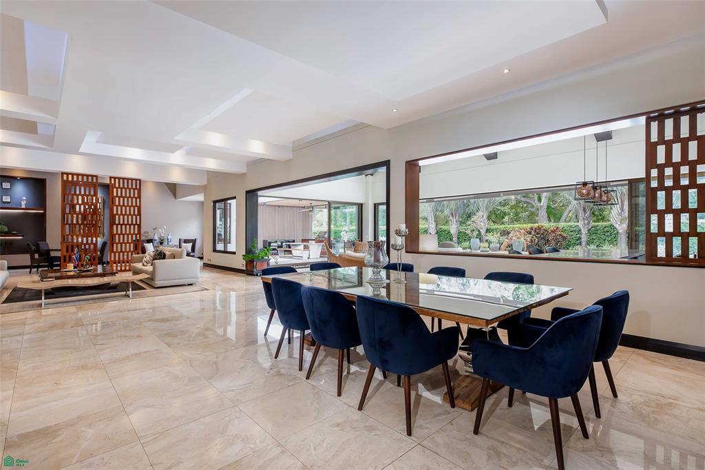 Single Level Luxury Estate