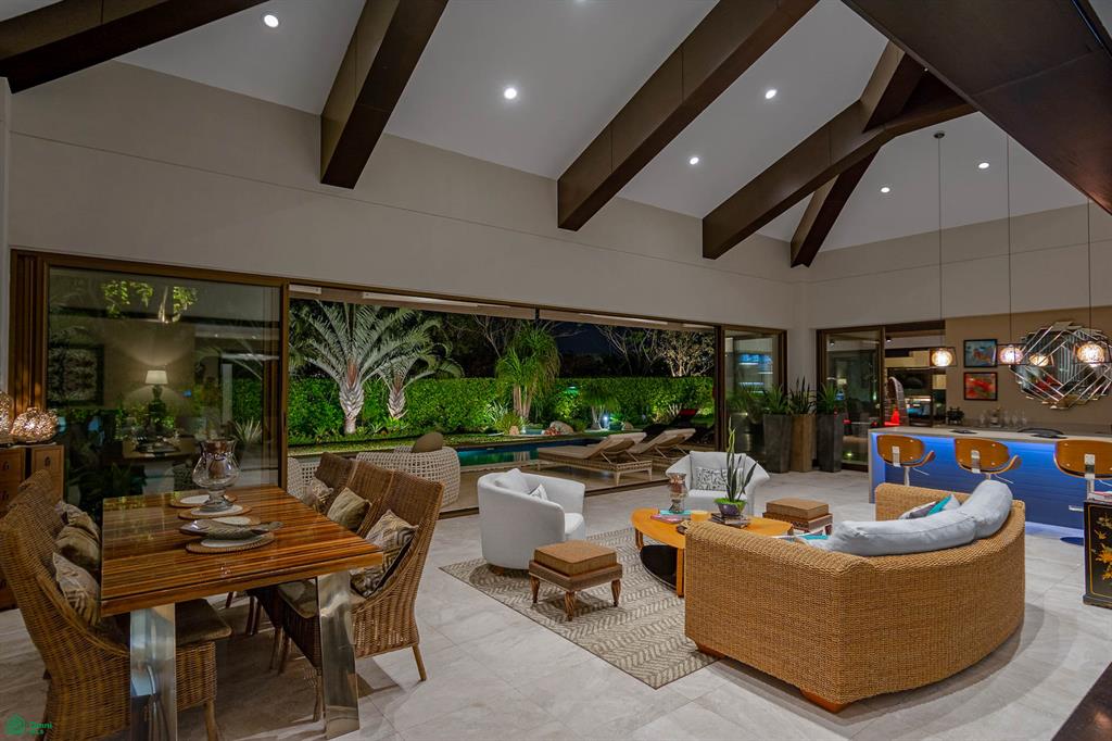 Single Level Luxury Estate