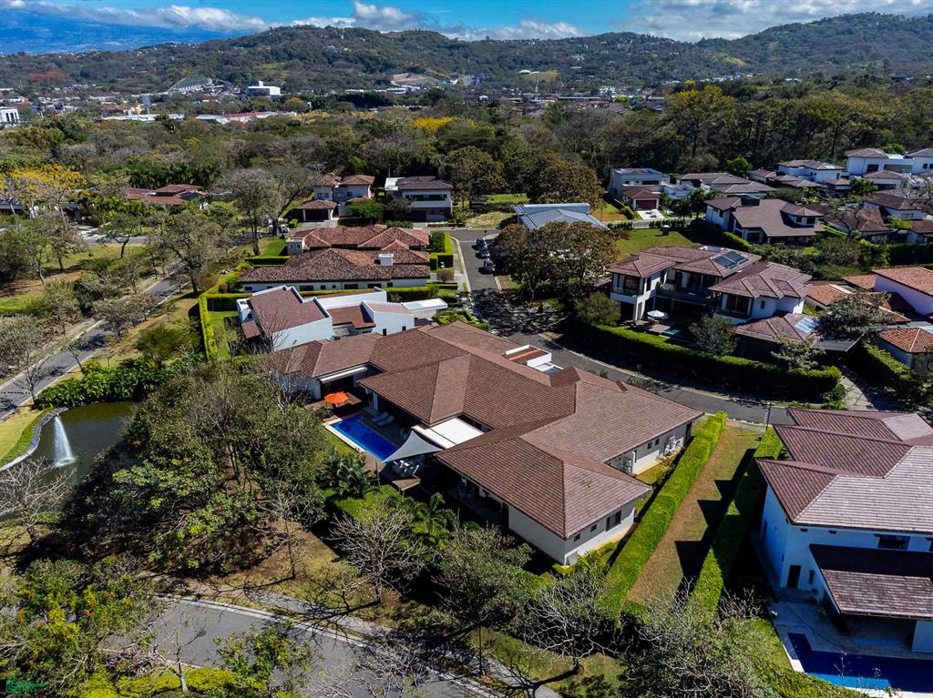 Single Level Luxury Estate