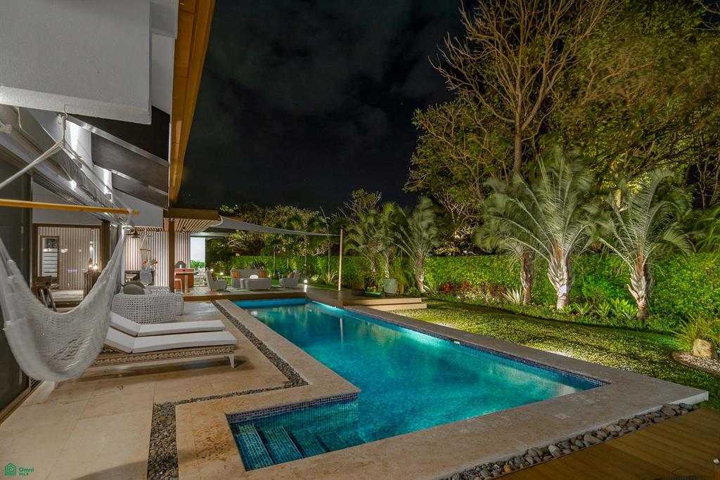 Single Level Luxury Estate