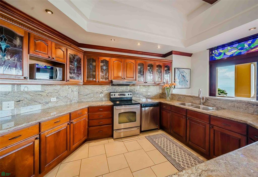 Ocean View Luxury Retreat