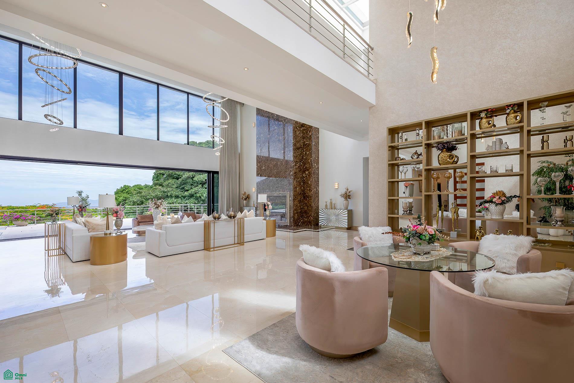 Villa Real Valley View Estate