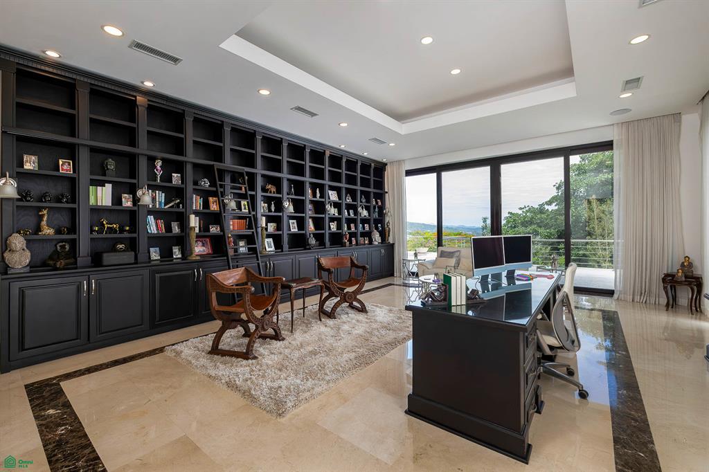 Villa Real Valley View Estate