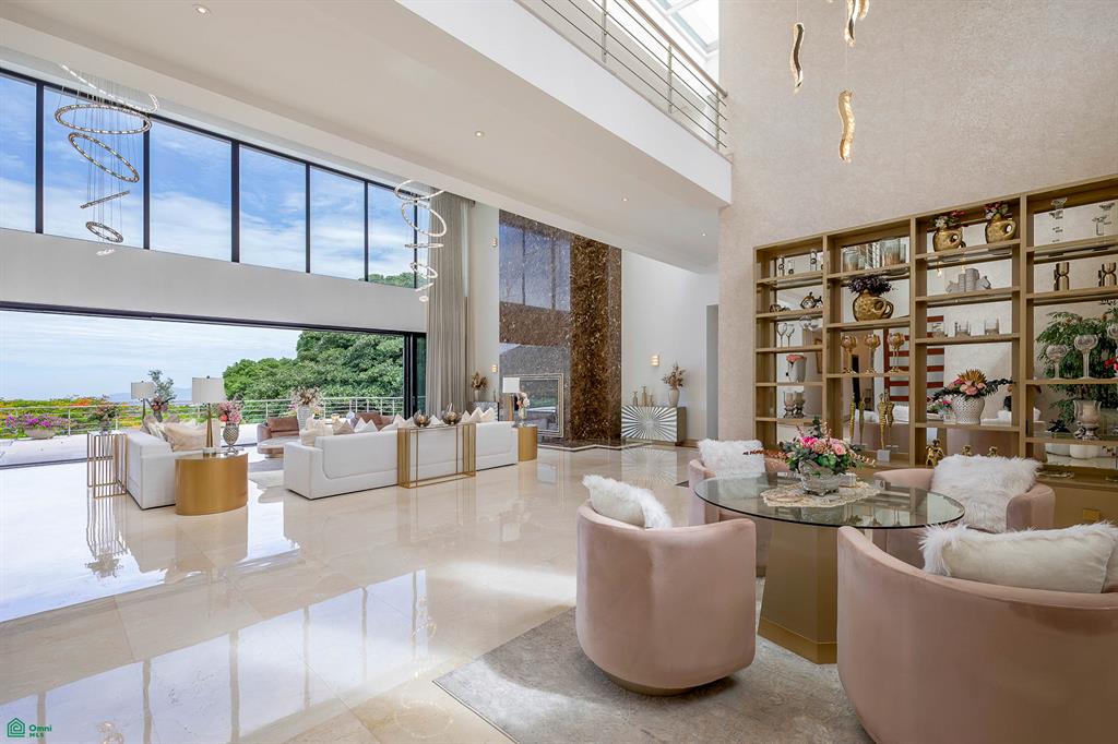 Villa Real Valley View Estate