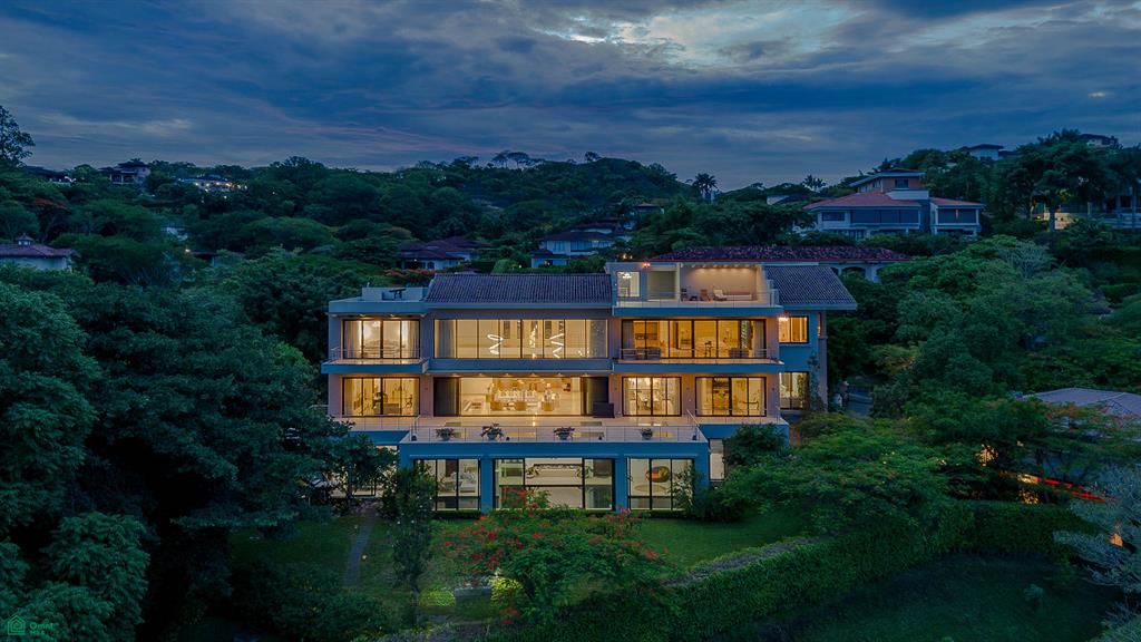 Villa Real Valley View Estate