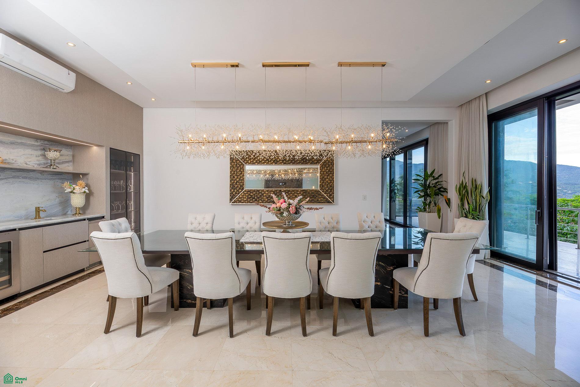 Villa Real Valley View Estate
