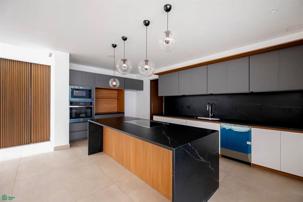 Modern Luxury Home