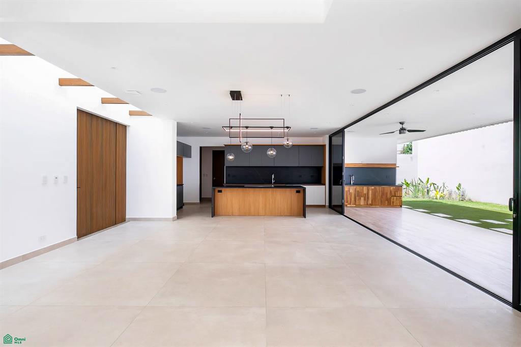 Modern Luxury Home