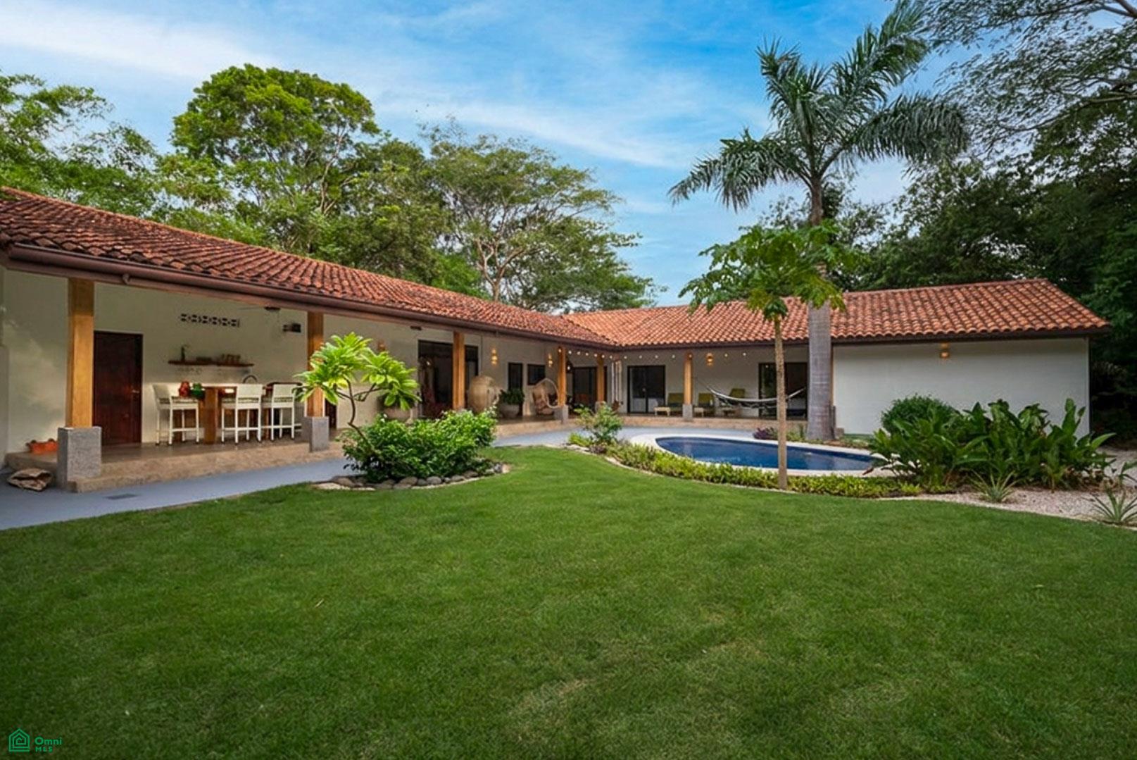 Colonial Luxury Home