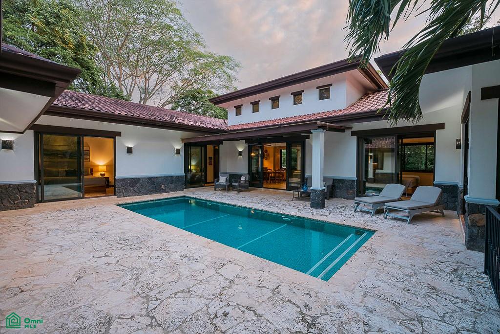 Colonial Luxury Estate