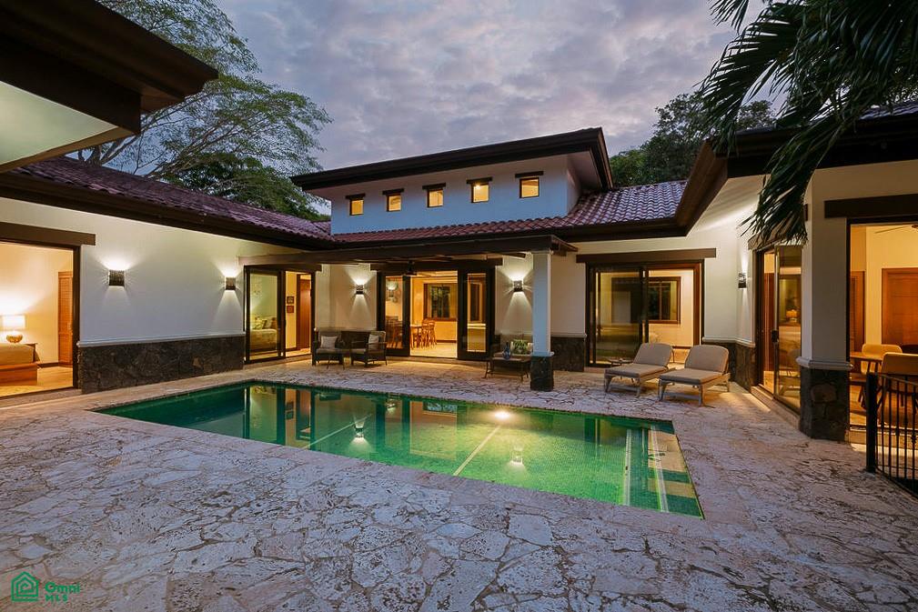 Colonial Luxury Estate