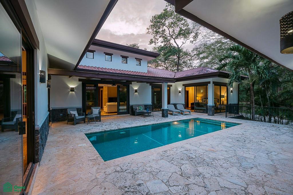 Colonial Luxury Estate